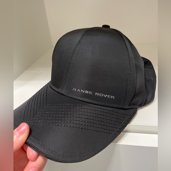 Other - Range Rover hat brand new never worn black